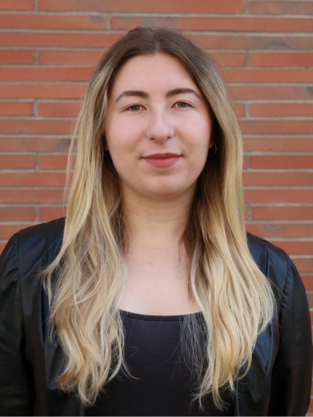 Klára Mikulcová portrait